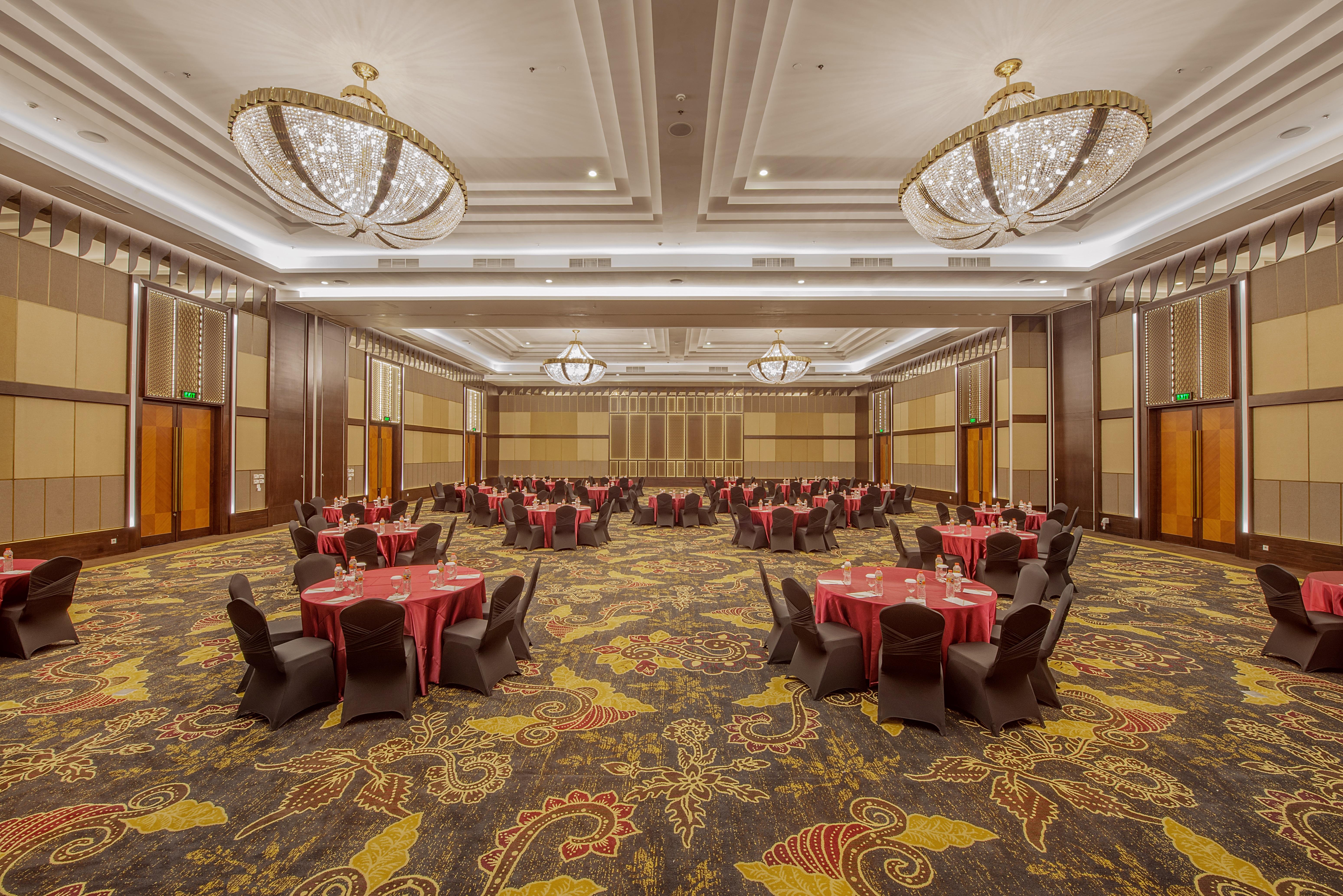 El Royale Hotel